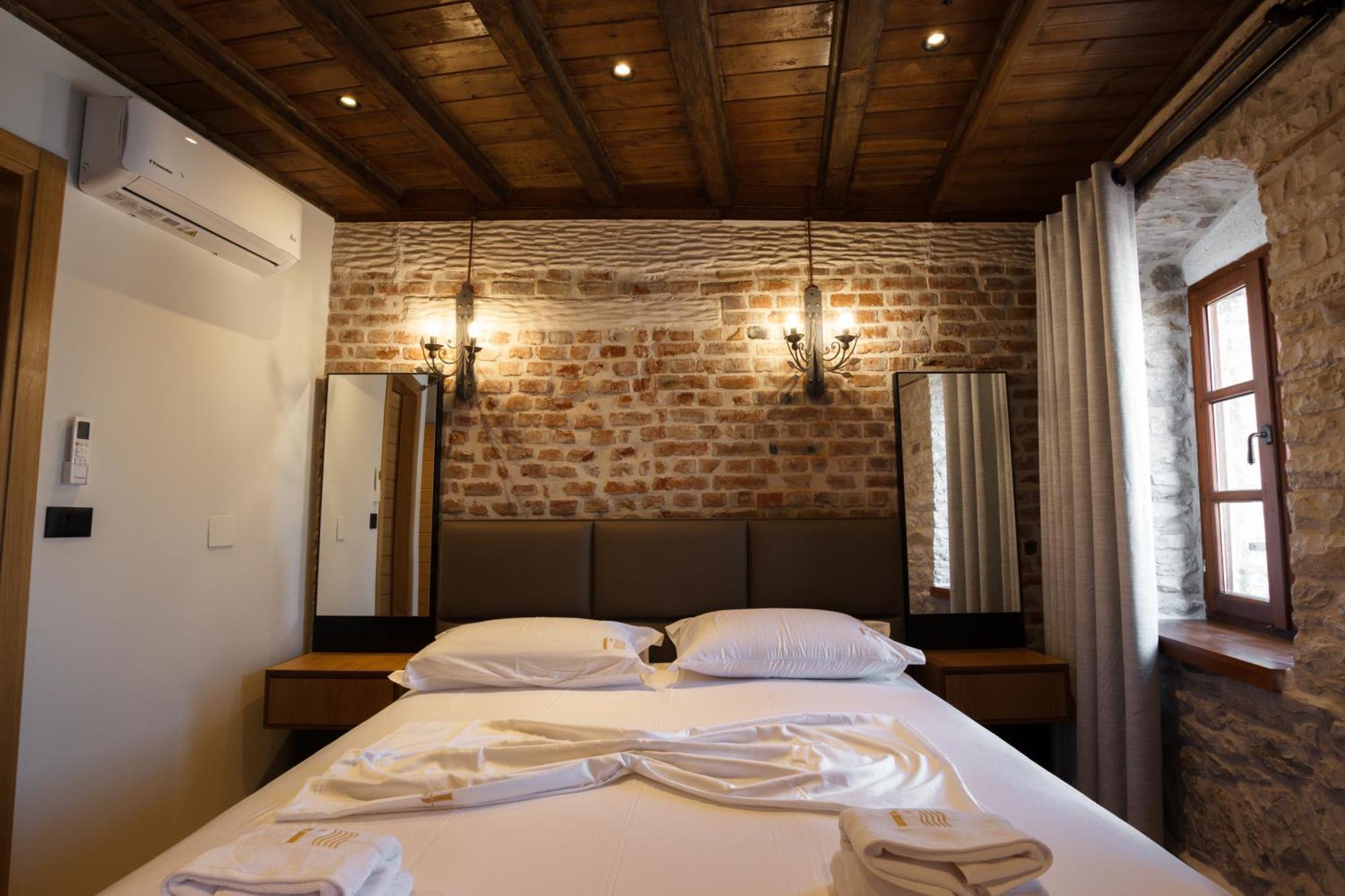 Furra Hotel Gjirokaster Exterior photo