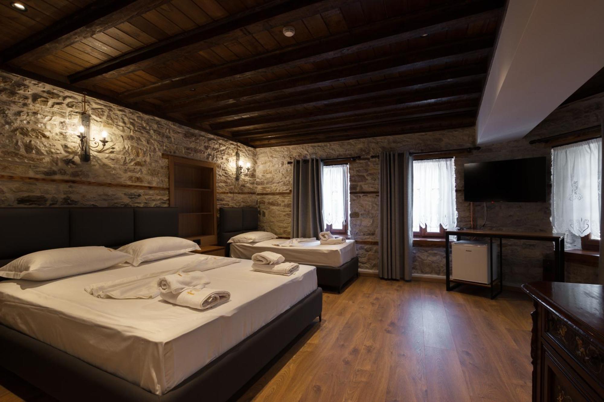 Furra Hotel Gjirokaster Exterior photo