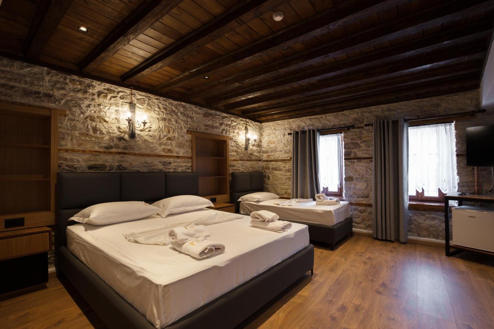 Furra Hotel Gjirokaster Exterior photo