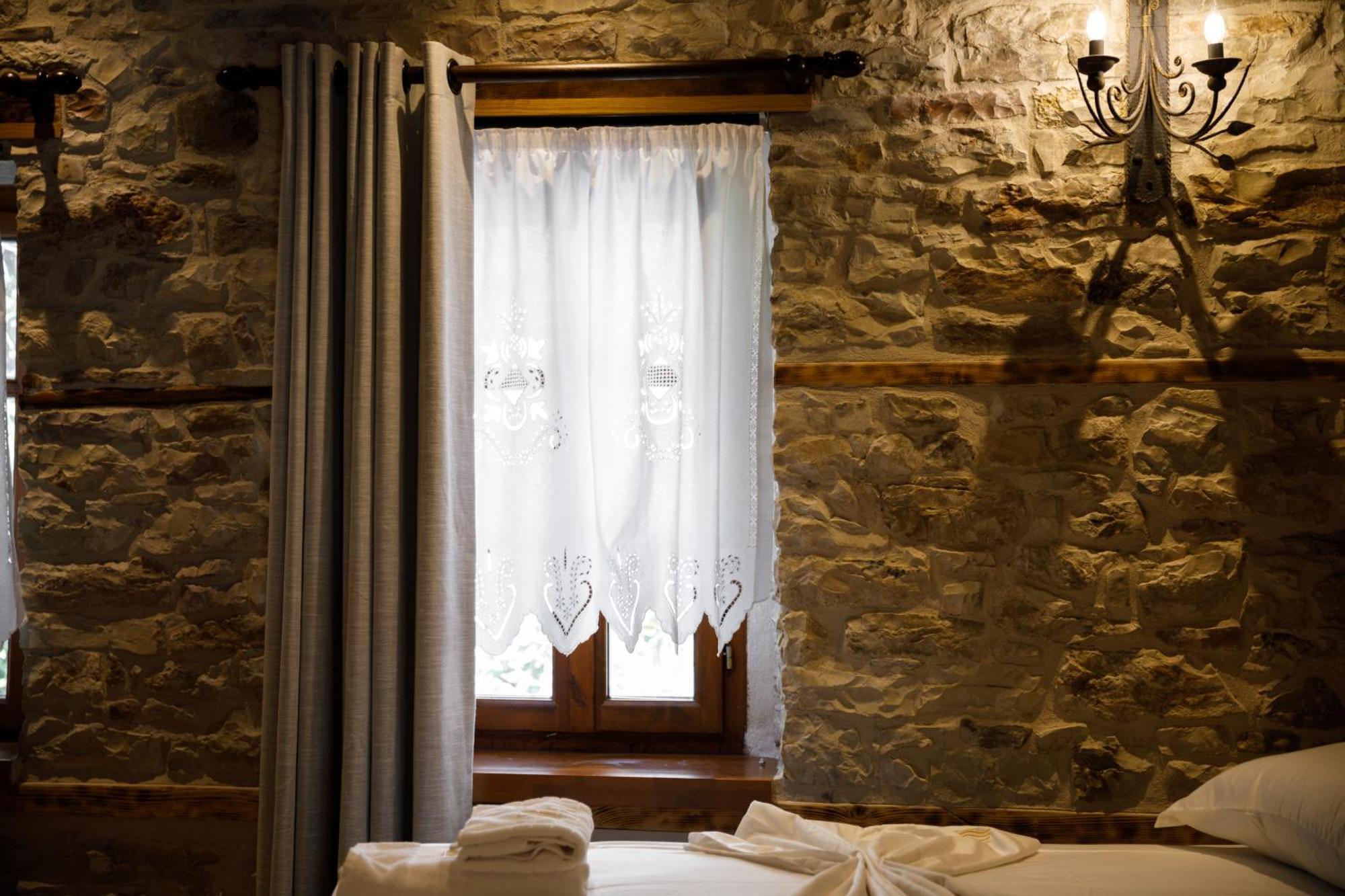 Furra Hotel Gjirokaster Exterior photo
