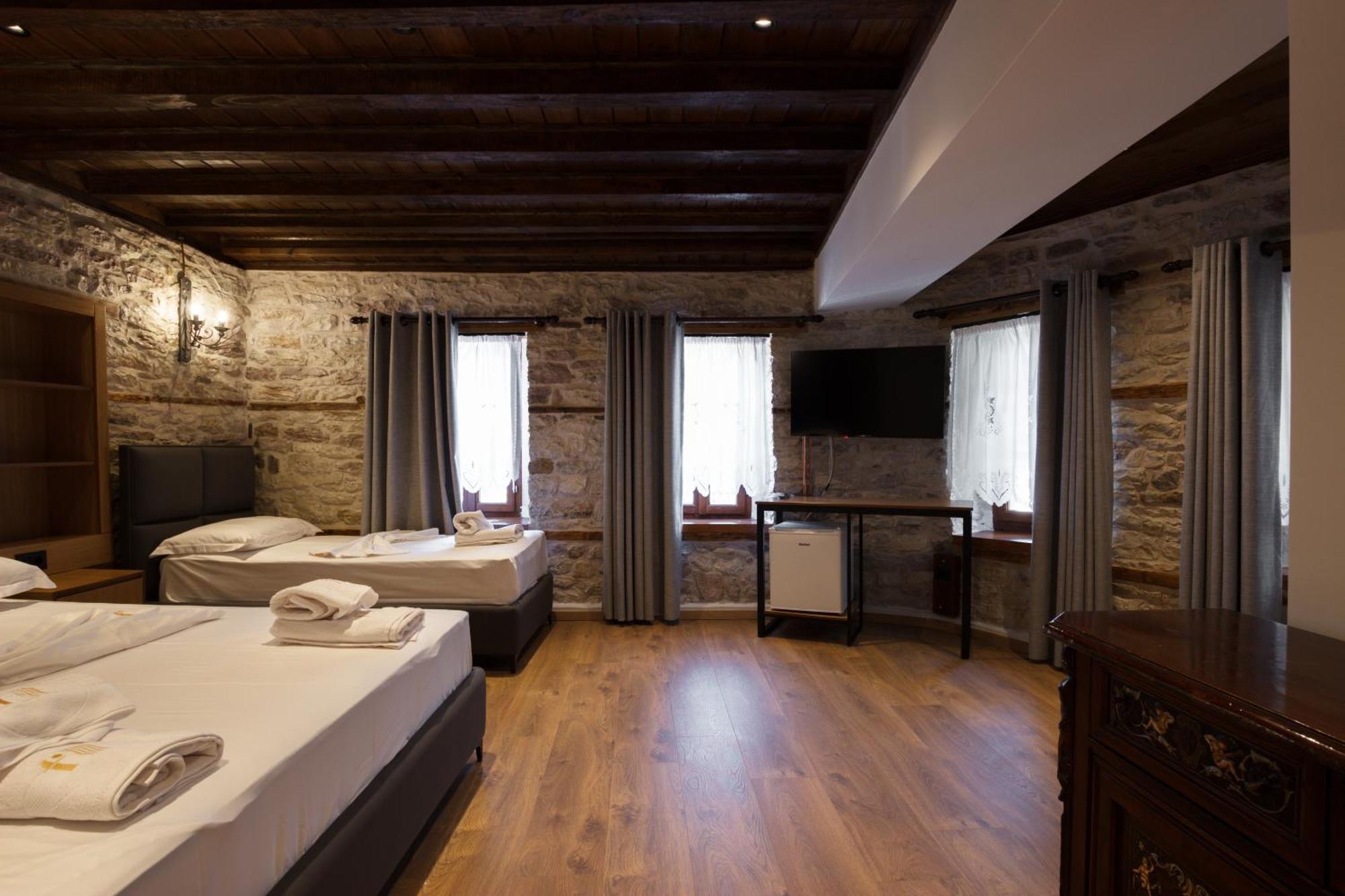 Furra Hotel Gjirokaster Exterior photo